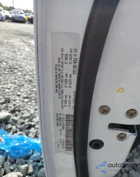 2015 Dodge Challenger R/T Scat Pack z USA, uszkodzony, nr VIN 2C3CDZFJ2FH788343